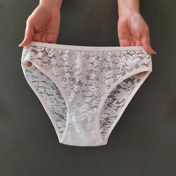 شورت توری زنانه + قیمت فروش ویژه